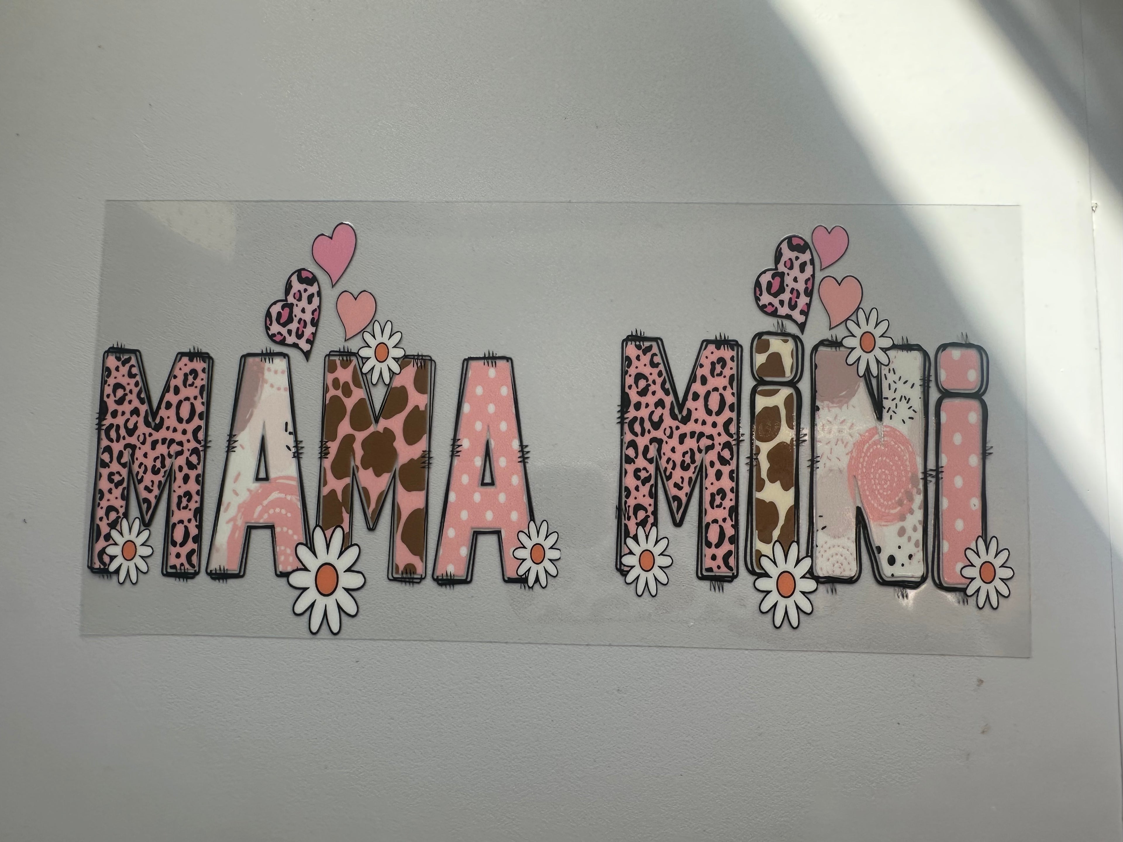Mama/mini with flowers