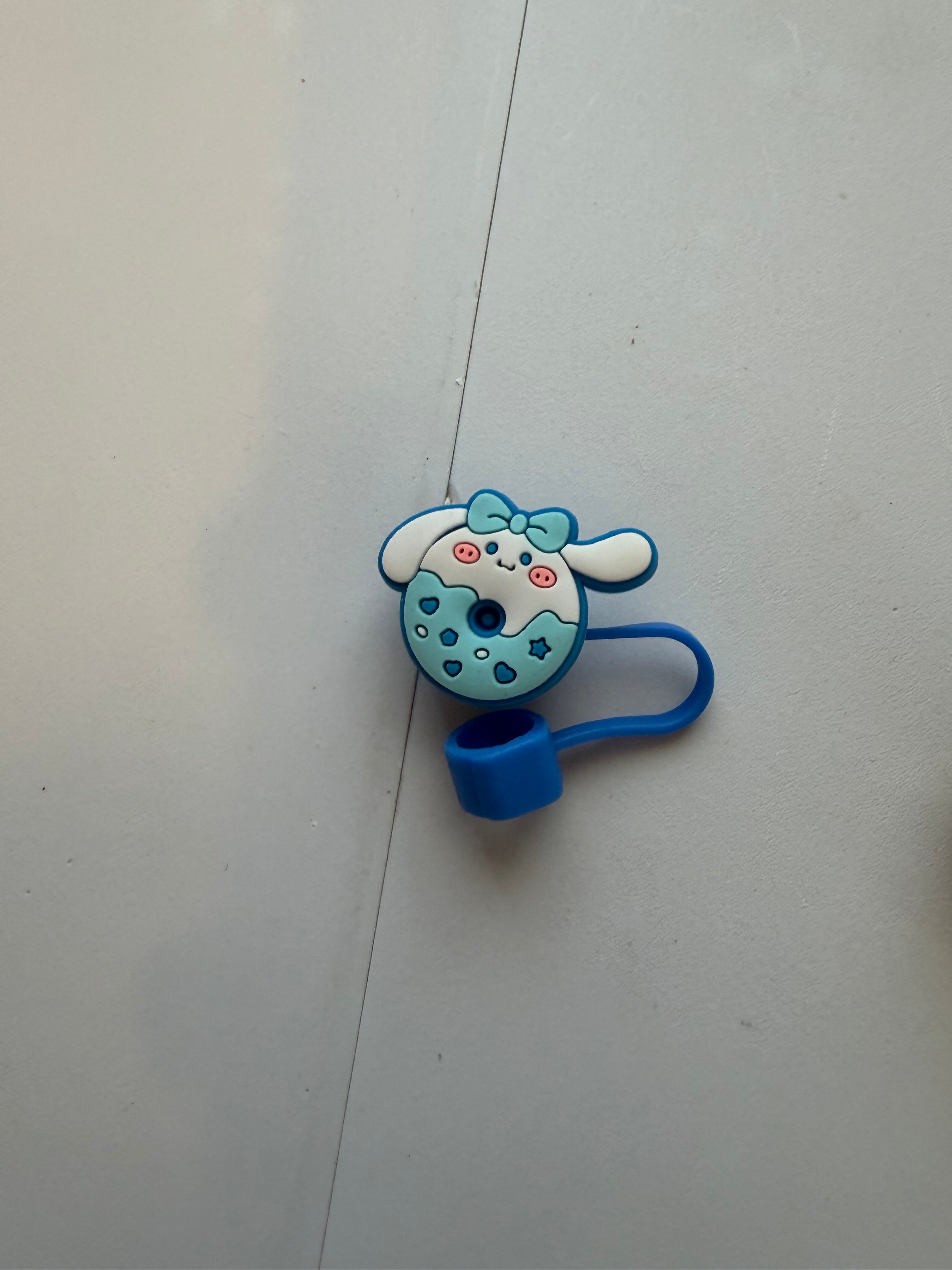 Random Straw toppers