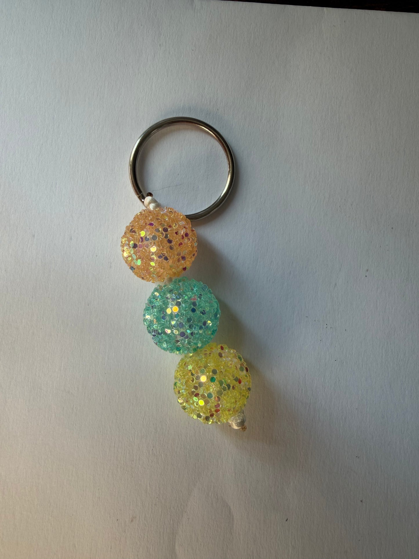 Zipper pulls