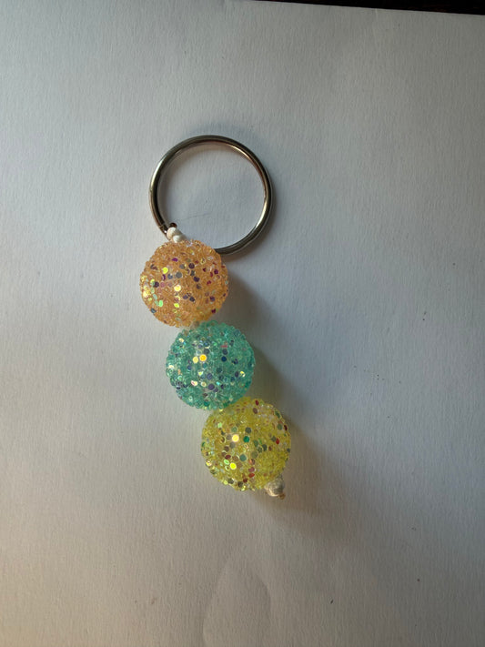 Zipper pulls