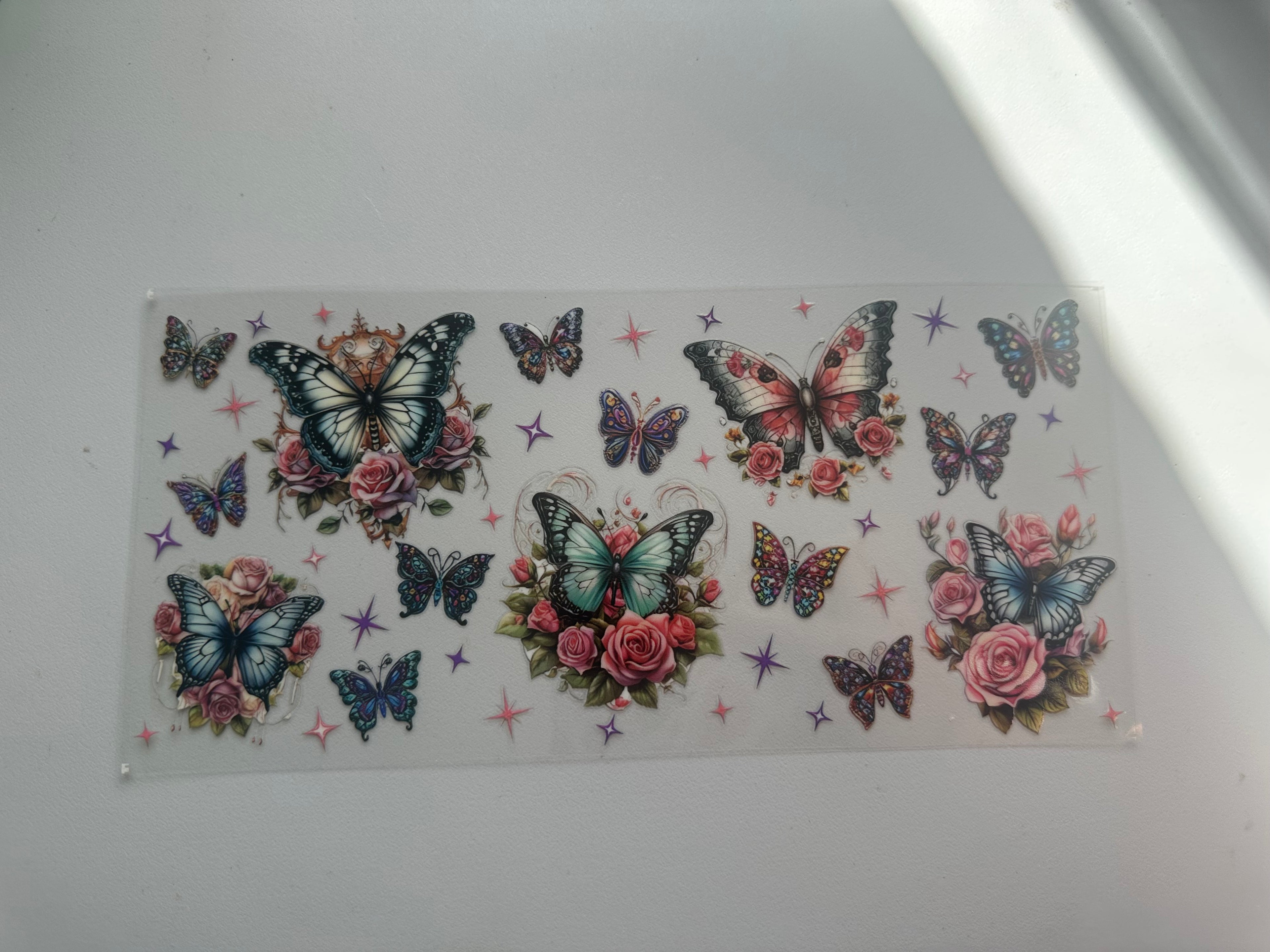 Butterflies with roses